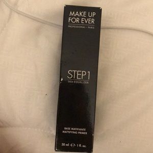 Make up forever step 1 skin equivalizer